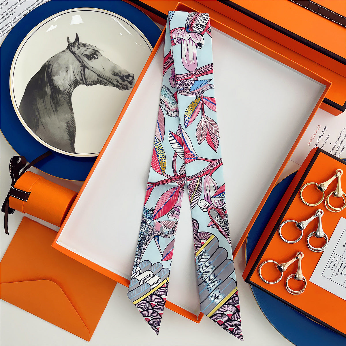 Fashion Arm Bag Silk Scarf