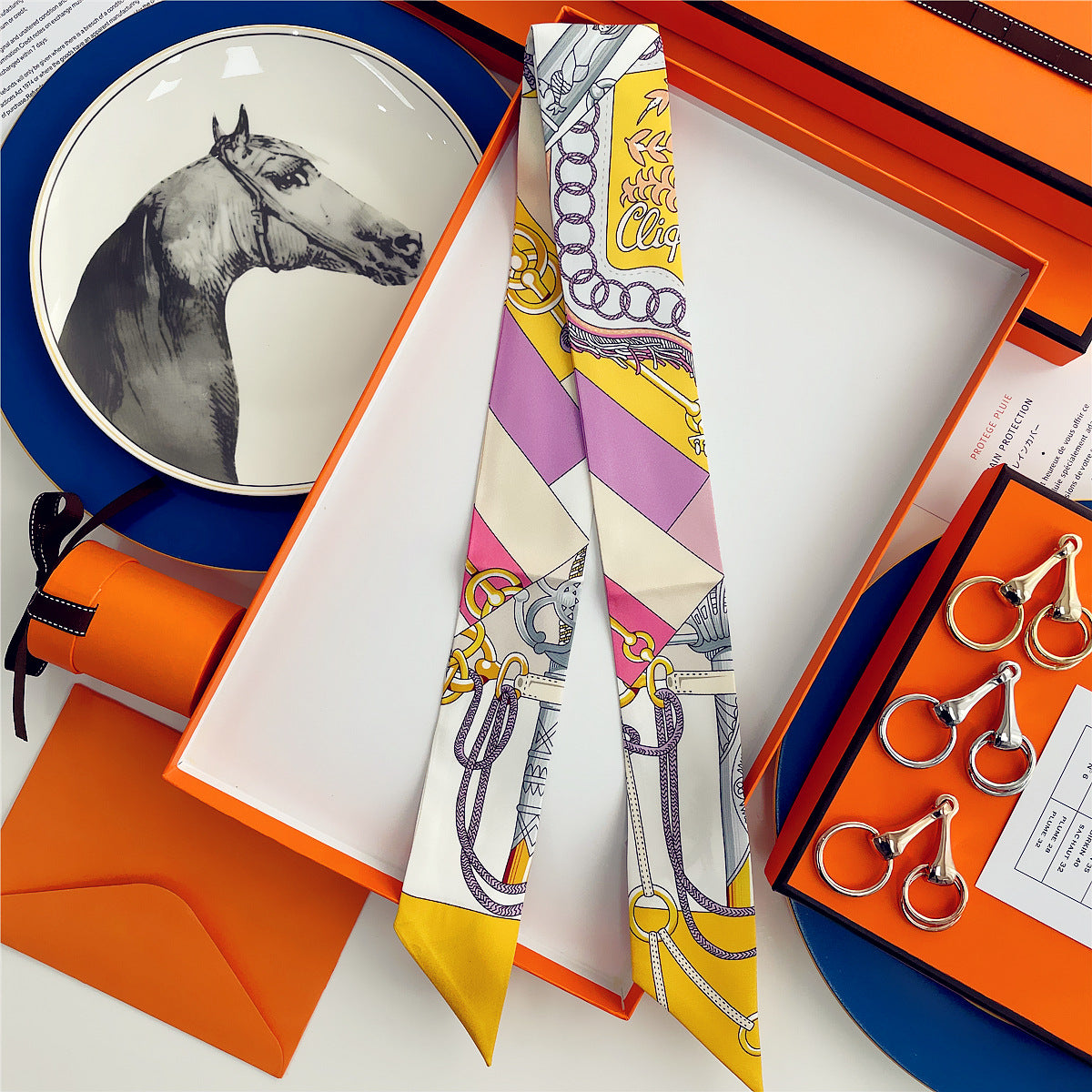 Fashion Arm Bag Silk Scarf