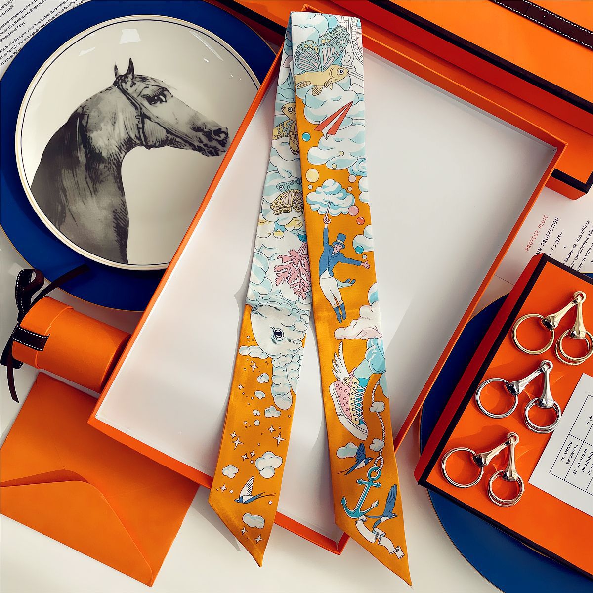 Fashion Arm Bag Silk Scarf