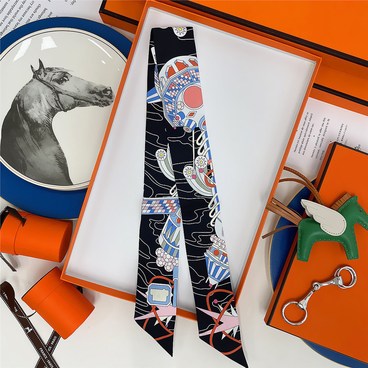 Fashion Arm Bag Silk Scarf