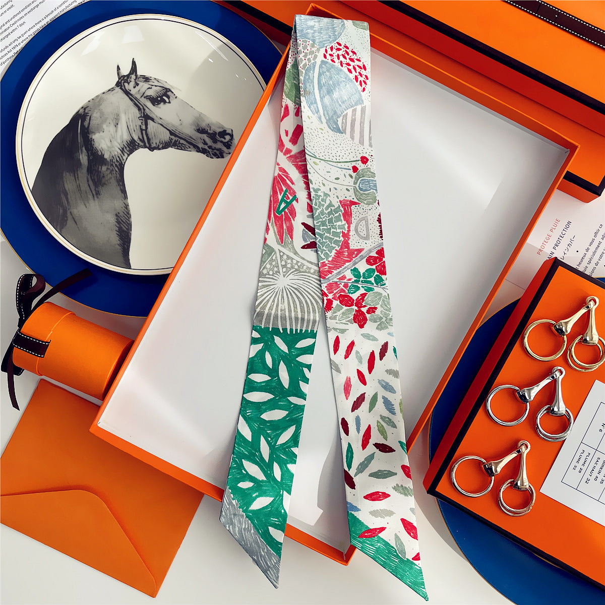 Fashion Arm Bag Silk Scarf