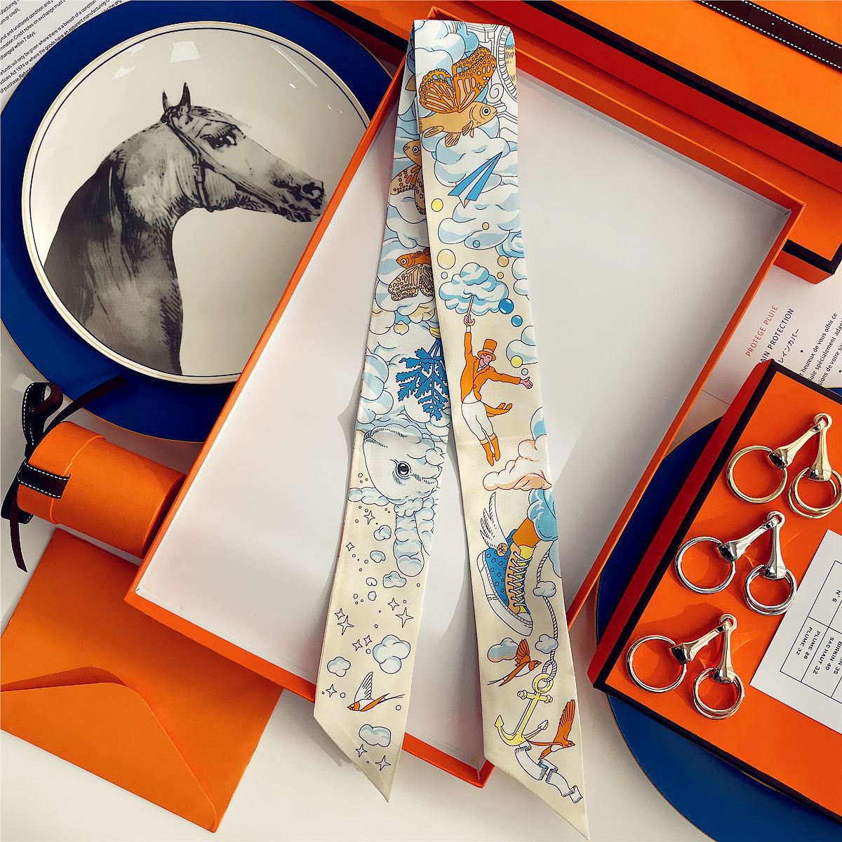 Fashion Arm Bag Silk Scarf